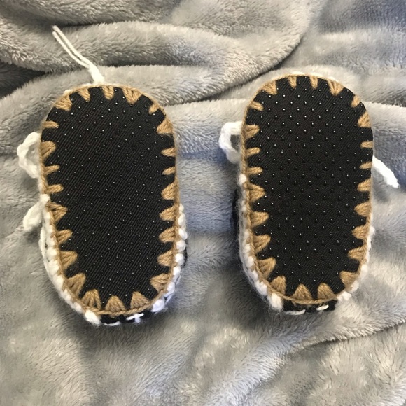 Converse crochet walking shoes size 3-6 months - Picture 2 of 5